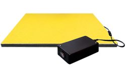 "Hit It!" Electronic Running Contact Trainer